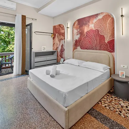 2115 Boutique 4*
